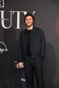 Evan Peters